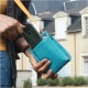 Un petit sac créateur pratique et fun, fabriqué en France, pour garder ce dont on ne se sépare jamais, en toute sécurité