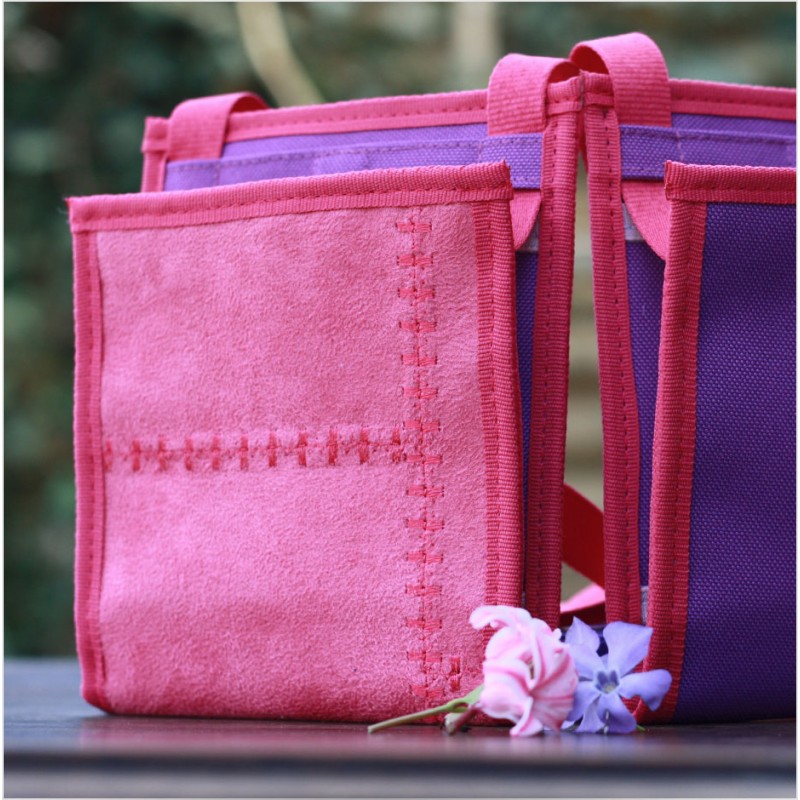 Petit Sac Bandoulière Femme Fuchsia en Peau de Pêche ~ Léger et Plat